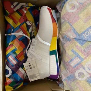 Adidas unisex pride shoe